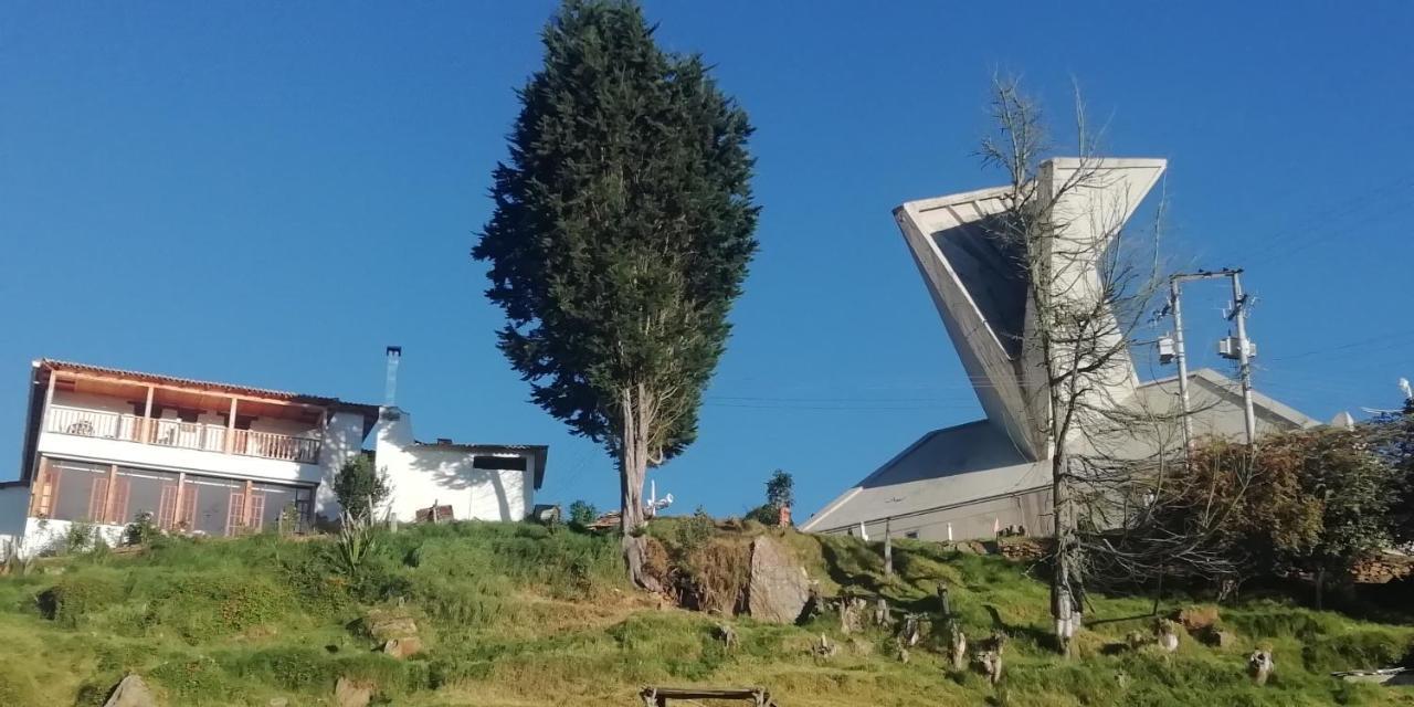 Hotel El Cangrejo Paipa Esterno foto